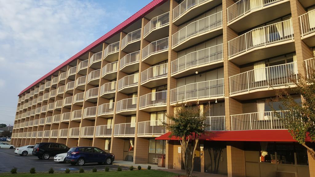 Baymont By Wyndham Fayetteville Fort Bragg Area Dış mekan fotoğraf