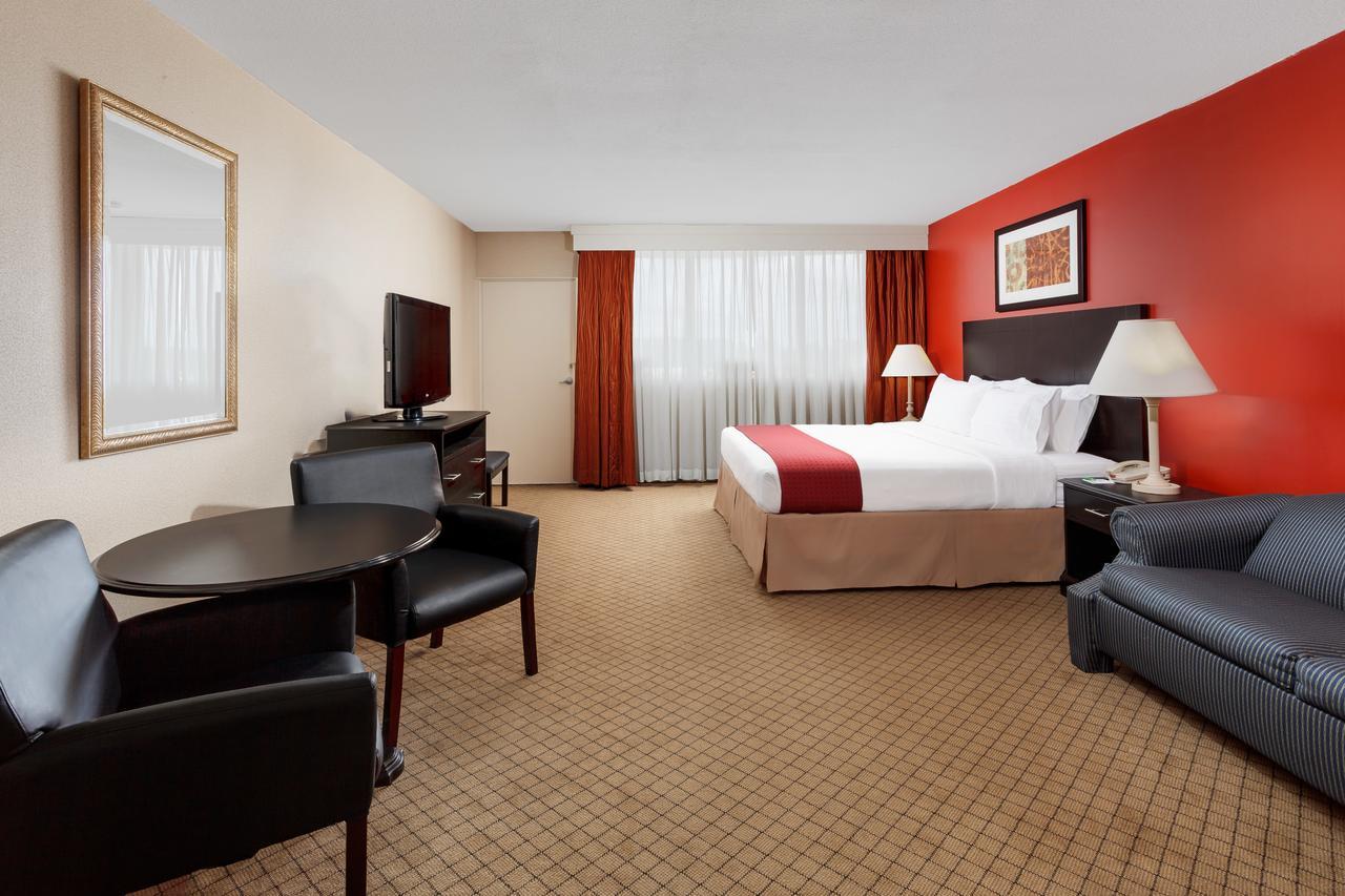 Baymont By Wyndham Fayetteville Fort Bragg Area Oda fotoğraf