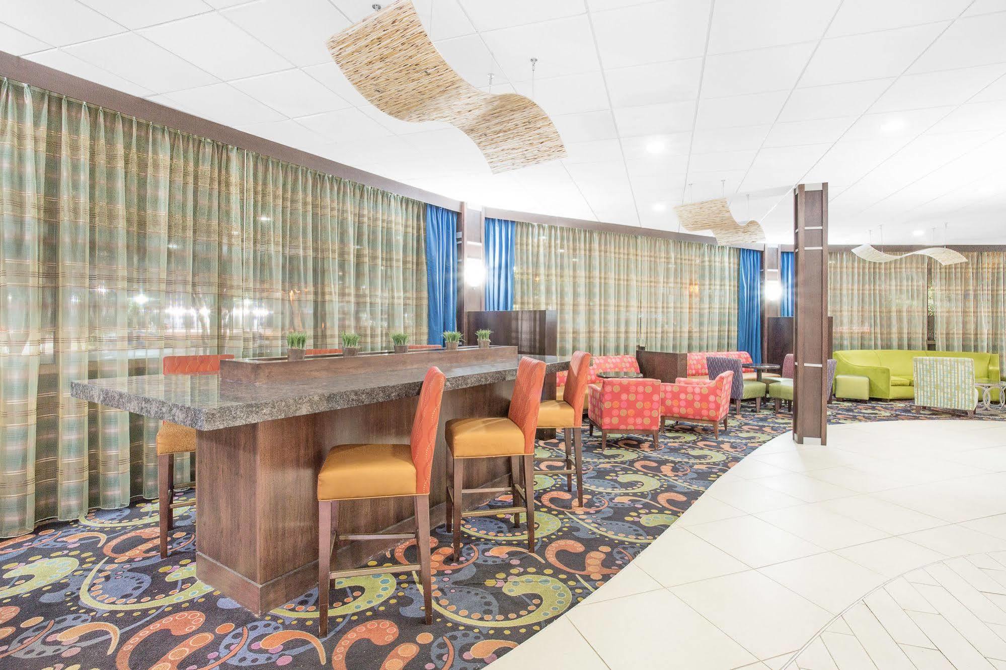 Baymont By Wyndham Fayetteville Fort Bragg Area Dış mekan fotoğraf